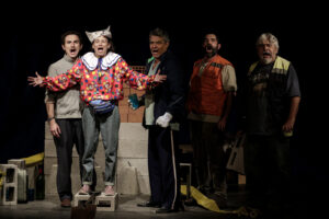Pedro, Juan y Diego en Teatro ICTUS